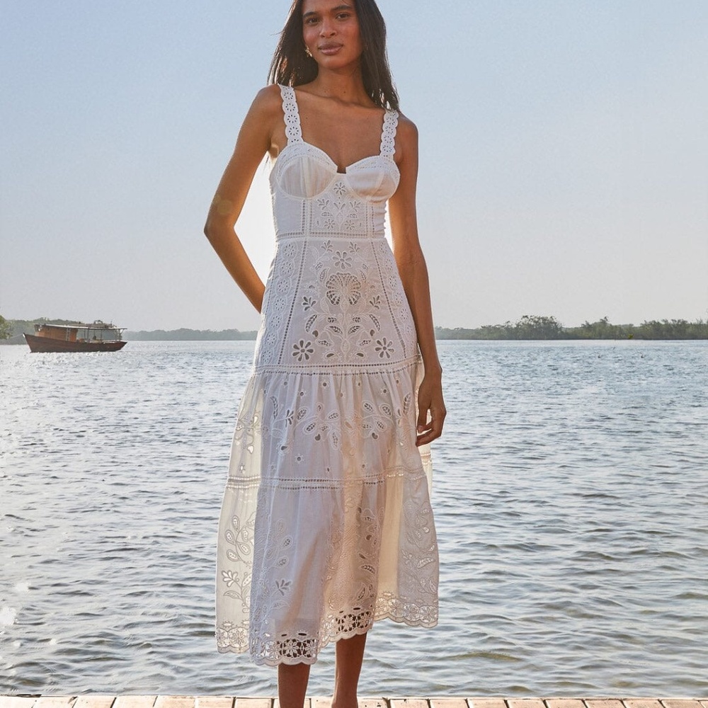 White Richelieu Sleeveless Midi Dress